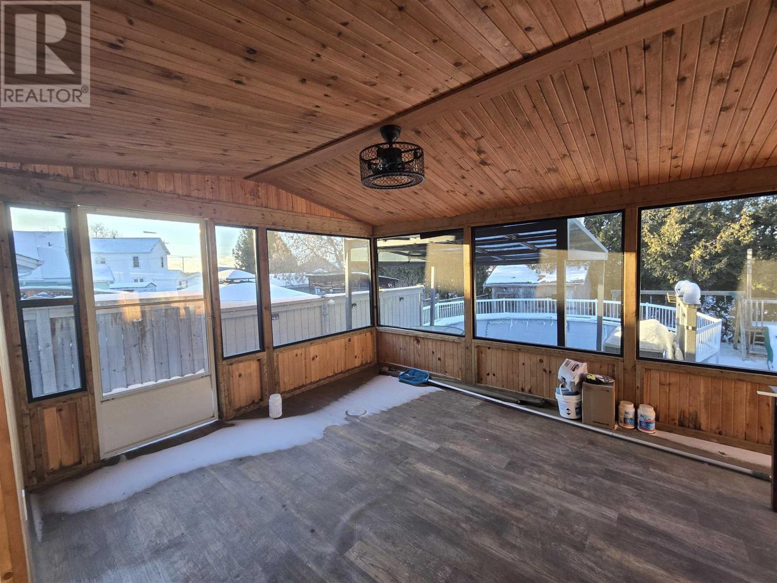 












138 Lakeside AVE

,
Blind River,




Ontario
P0R1B0

