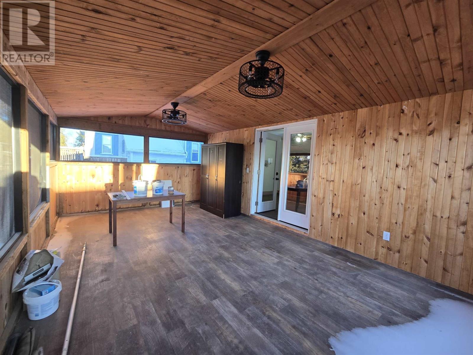 












138 Lakeside AVE

,
Blind River,




Ontario
P0R1B0

