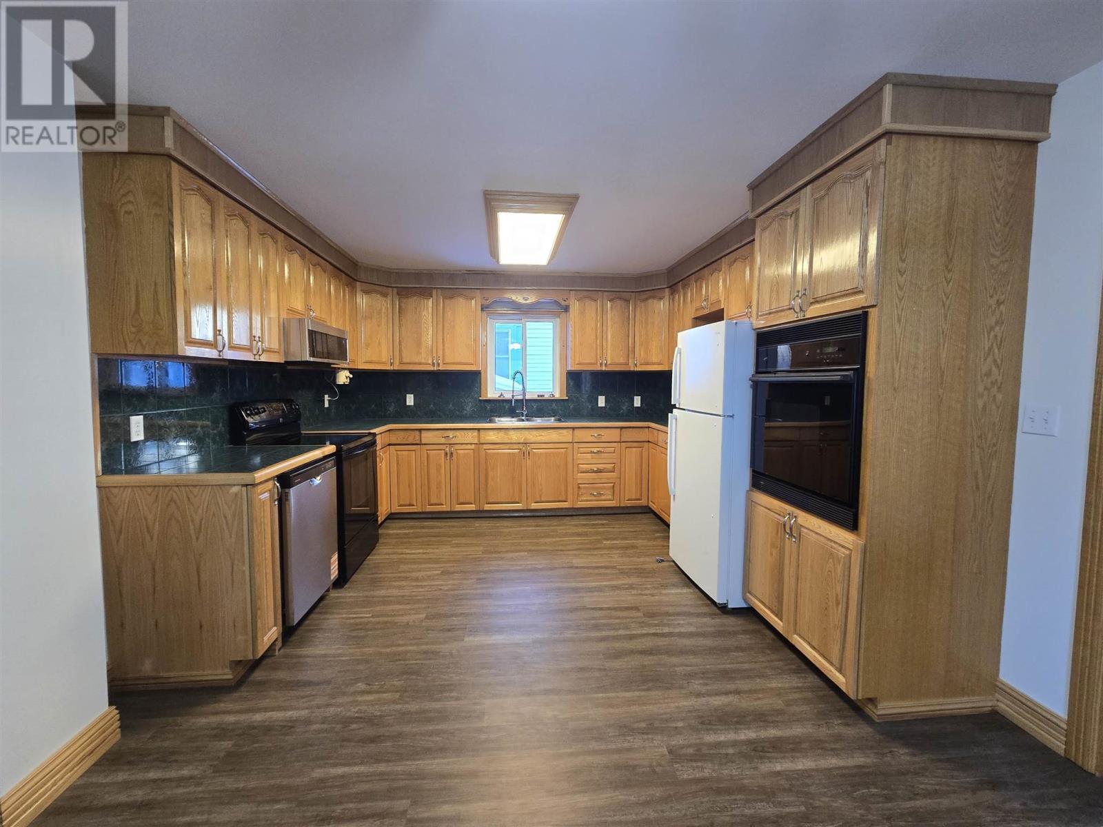 












138 Lakeside AVE

,
Blind River,




Ontario
P0R1B0

