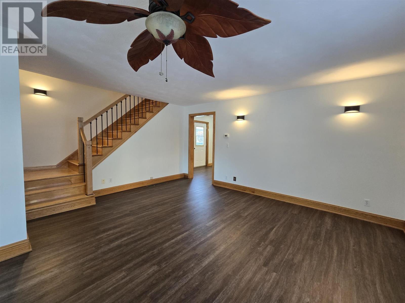 












138 Lakeside AVE

,
Blind River,




Ontario
P0R1B0

