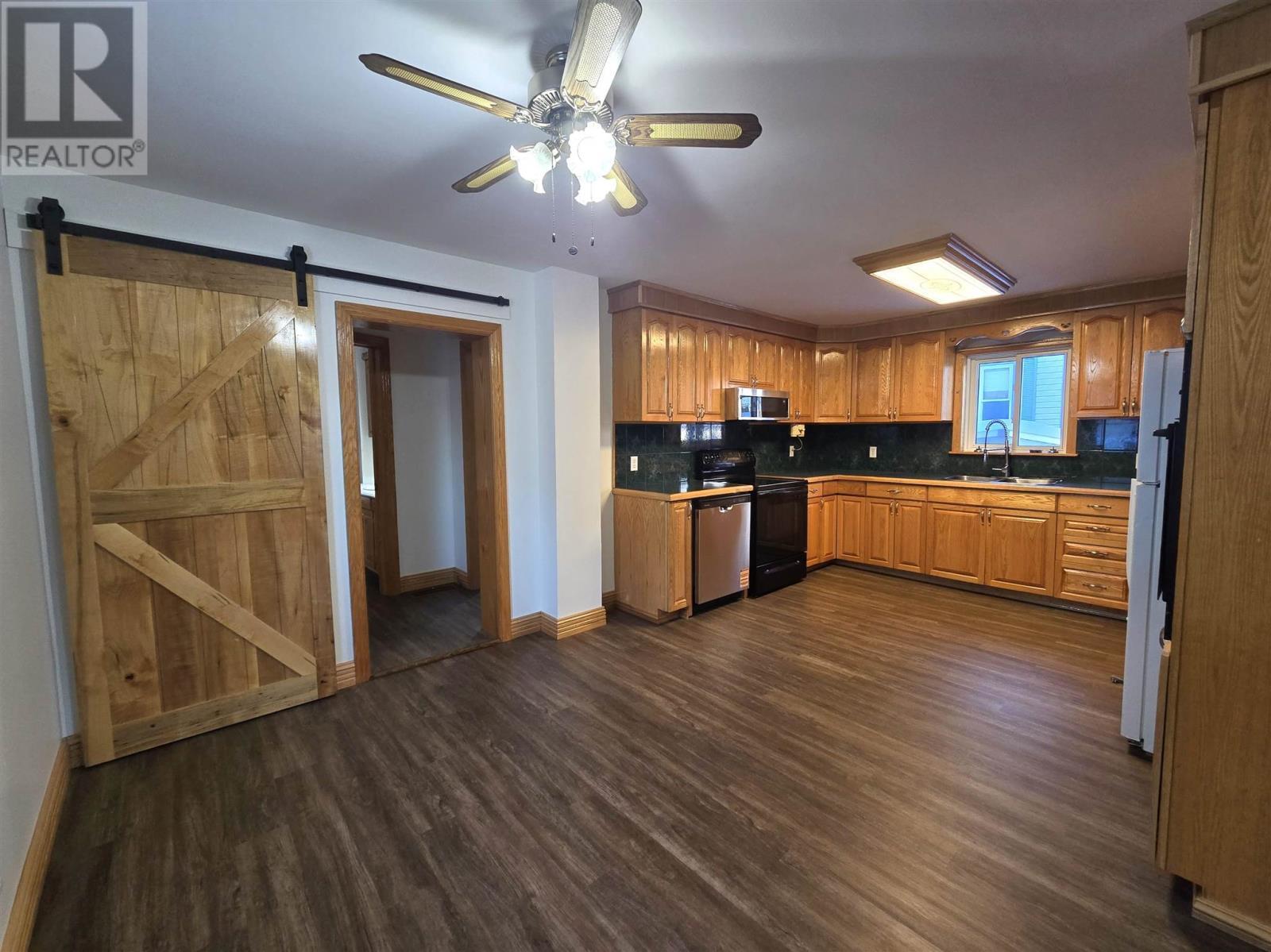 












138 Lakeside AVE

,
Blind River,




Ontario
P0R1B0

