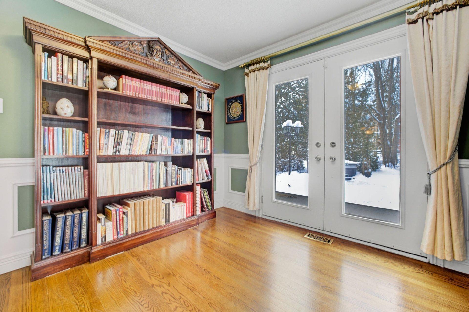 









16


Rue de Biscaye

,
Gatineau (Aylmer),




QC
J9J1C4

