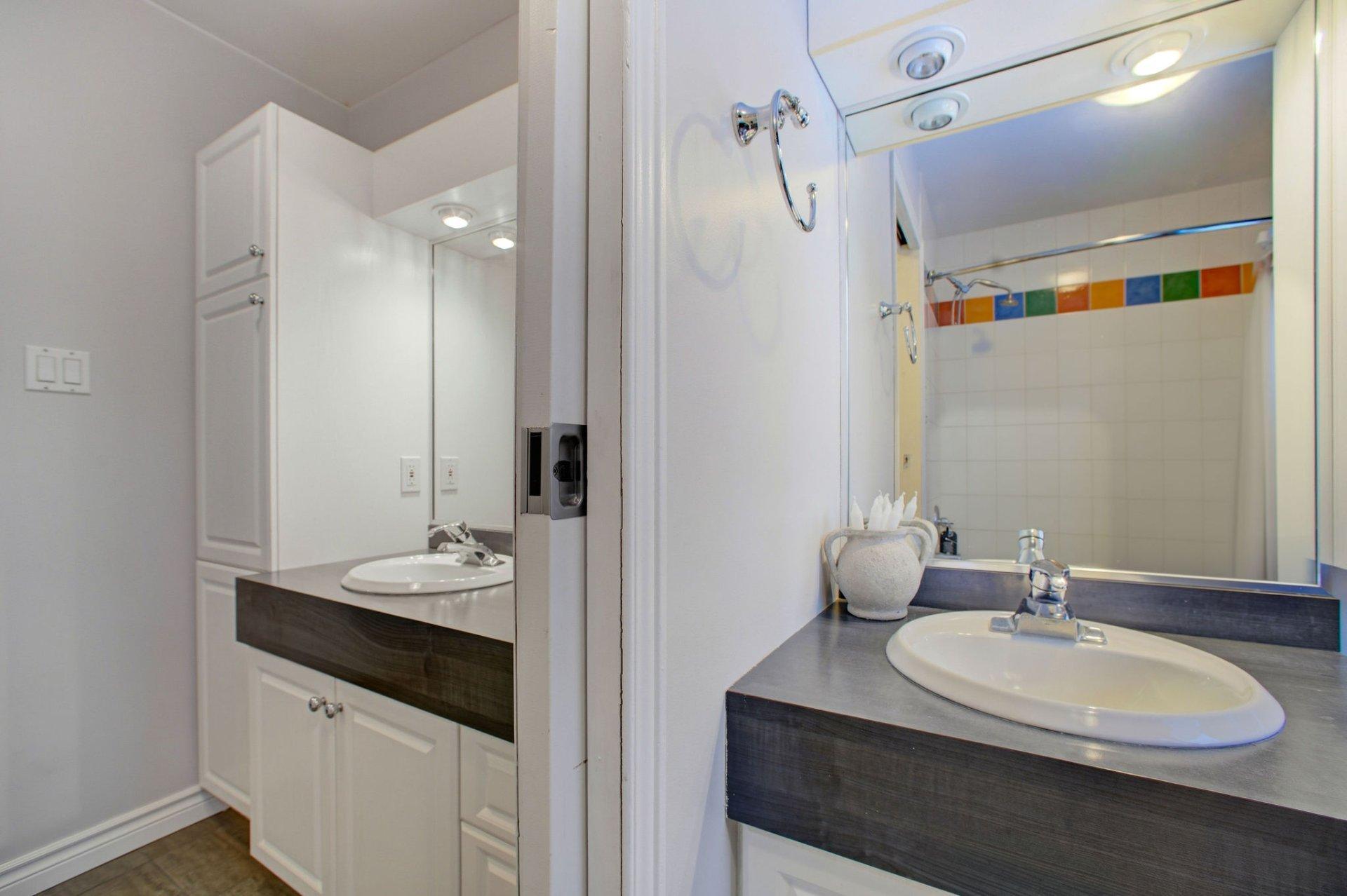 









16


Rue de Biscaye

,
Gatineau (Aylmer),




QC
J9J1C4

