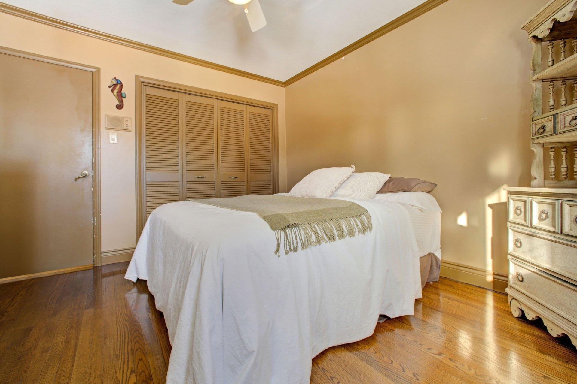 









16


Rue de Biscaye

,
Gatineau (Aylmer),




QC
J9J1C4

