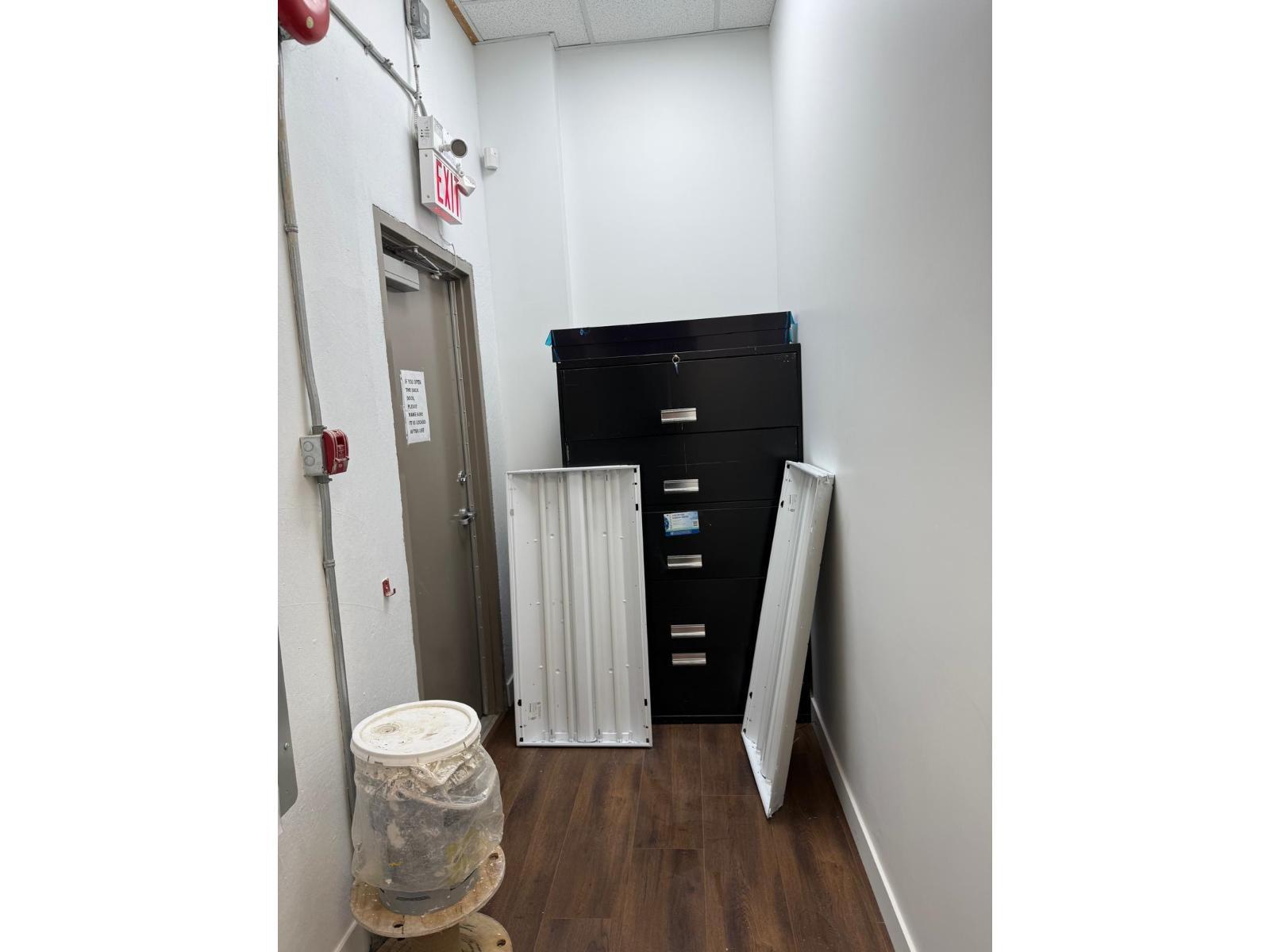 












107 7130 120 STREET

,
Surrey,




British Columbia
V3W3M8

