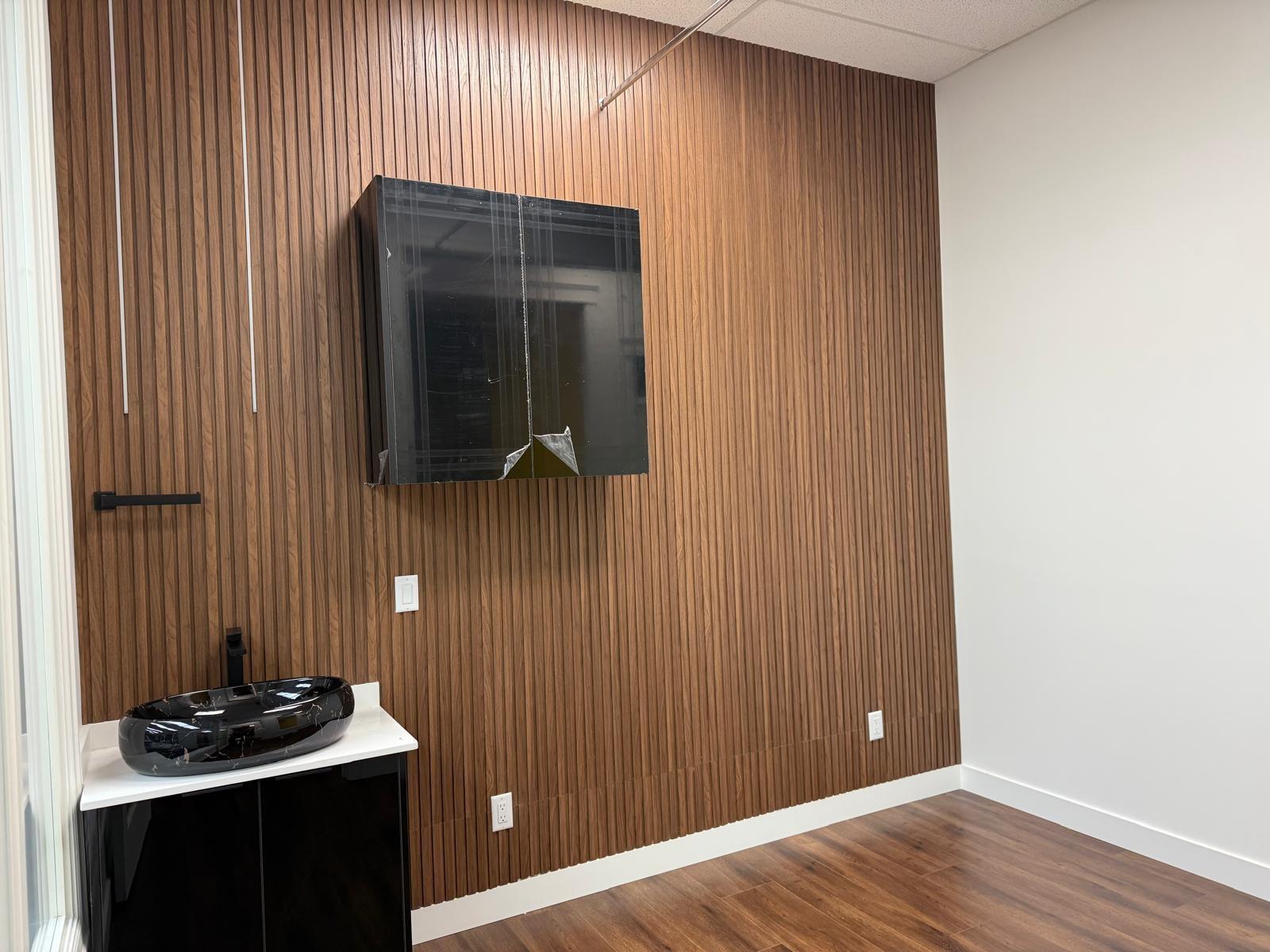 












107 7130 120 STREET

,
Surrey,




British Columbia
V3W3M8

