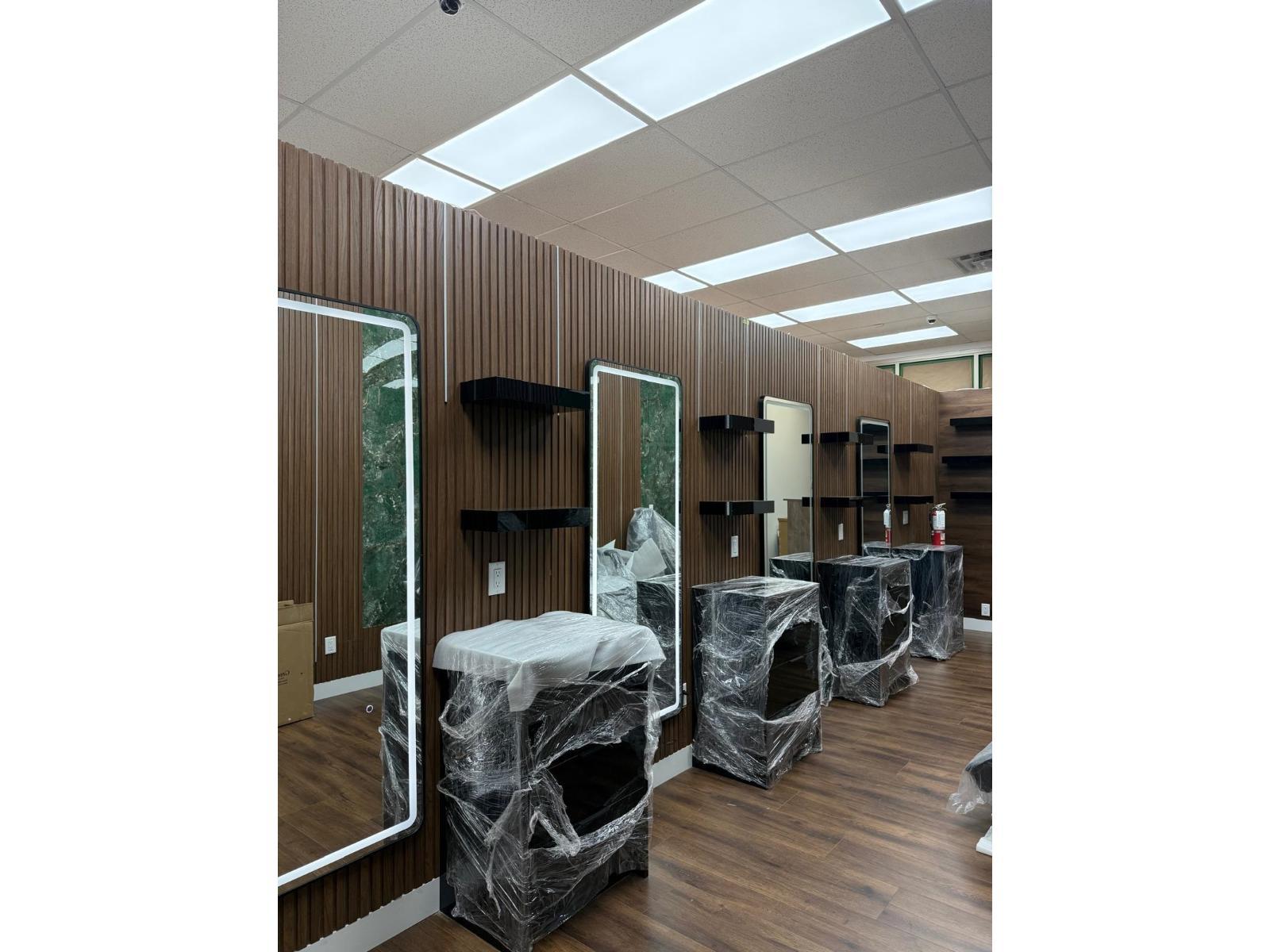 












107 7130 120 STREET

,
Surrey,




British Columbia
V3W3M8

