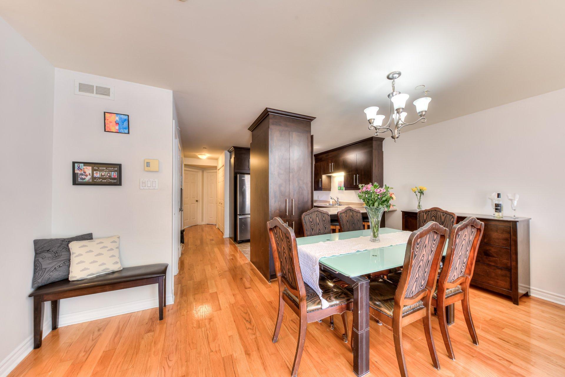 









17775


Boul. de Pierrefonds

, 103,
Montréal (Pierrefonds-Roxboro),




QC
H9J3L1

