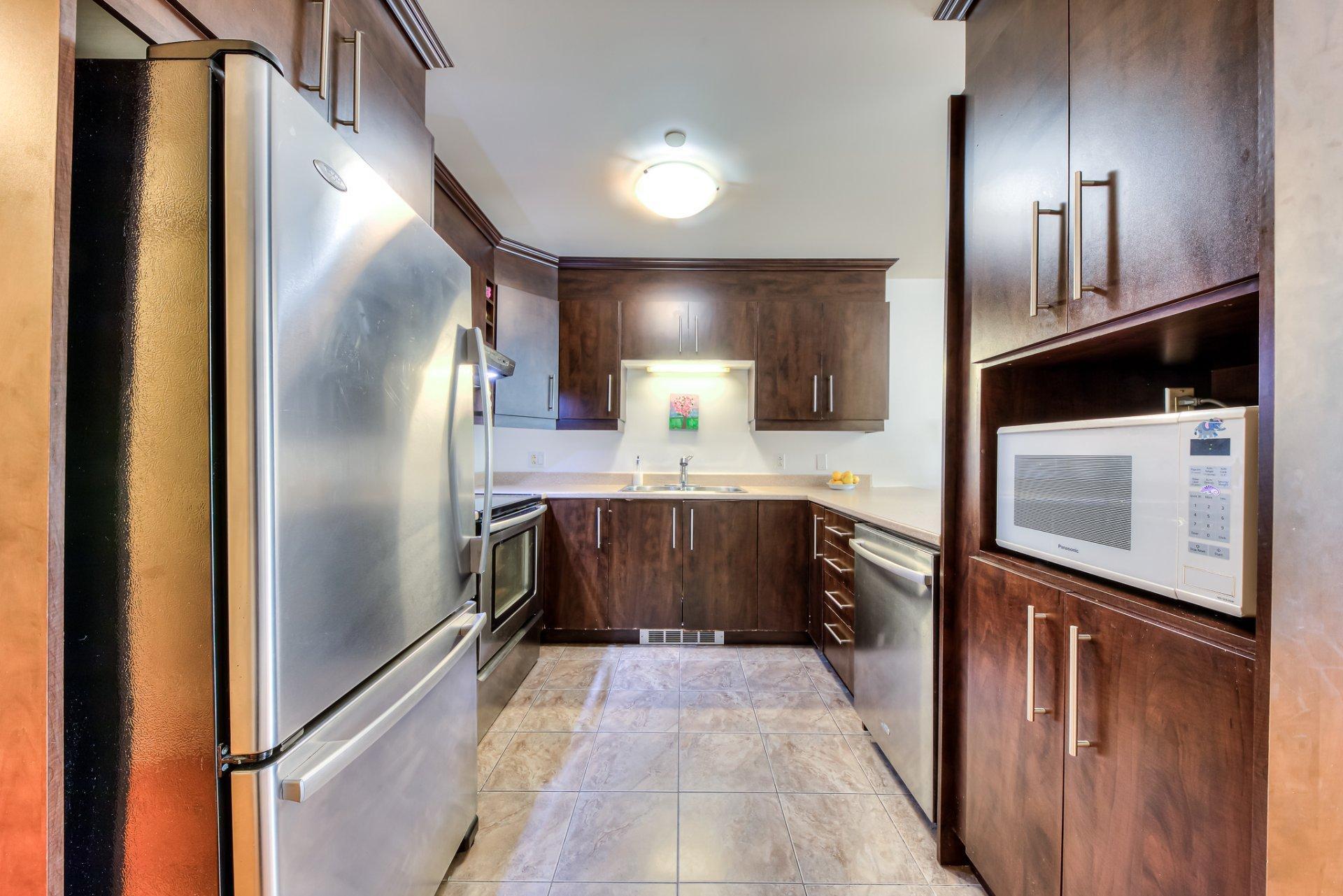 









17775


Boul. de Pierrefonds

, 103,
Montréal (Pierrefonds-Roxboro),




QC
H9J3L1

