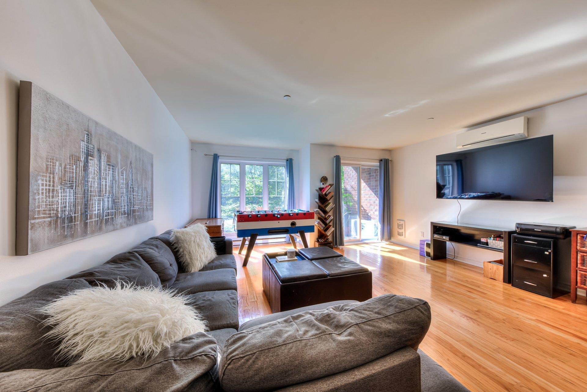 









17775


Boul. de Pierrefonds

, 103,
Montréal (Pierrefonds-Roxboro),




QC
H9J3L1

