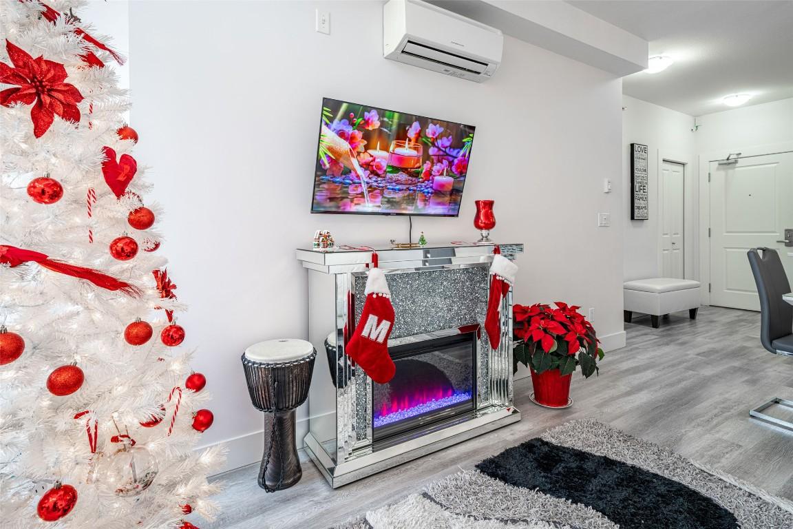 









3205


Skyview

Lane, 405



BC
V4T 1S4

