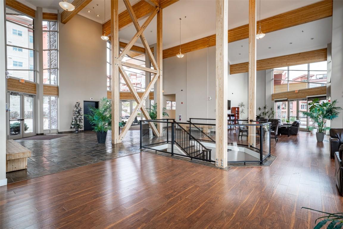 









3205


Skyview

Lane, 405



BC
V4T 1S4

