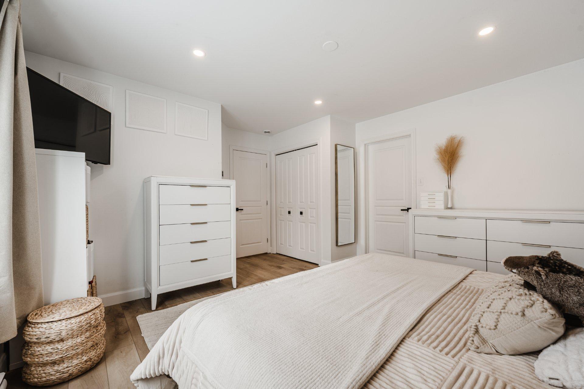 









116


Rue Rémi-Dansereau

,
Beloeil,




QC
J3G0C7

