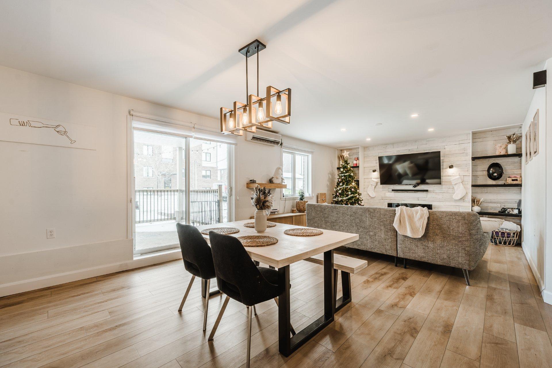 









116


Rue Rémi-Dansereau

,
Beloeil,




QC
J3G0C7

