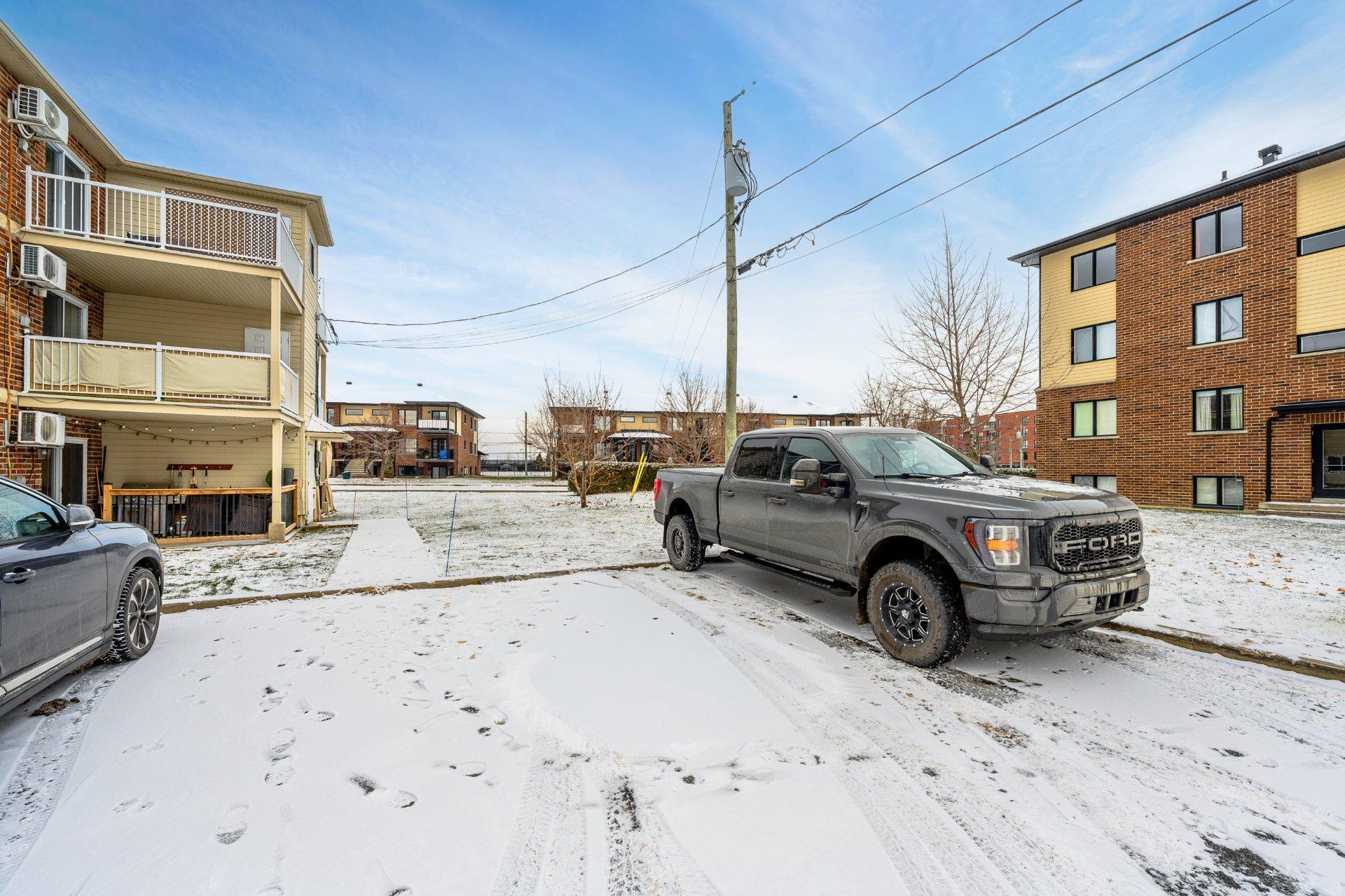 









116


Rue Rémi-Dansereau

,
Beloeil,




QC
J3G0C7

