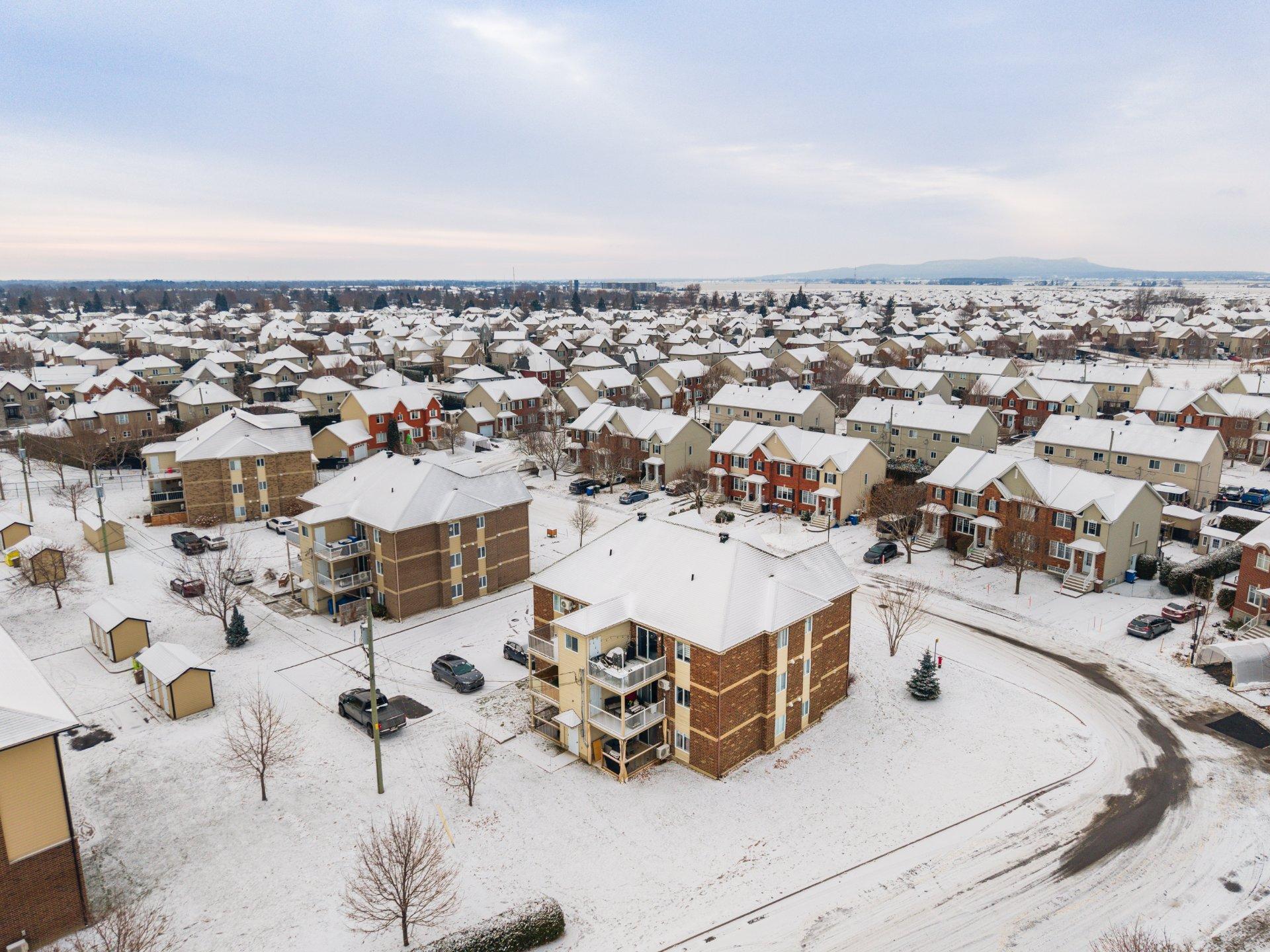 









116


Rue Rémi-Dansereau

,
Beloeil,




QC
J3G0C7

