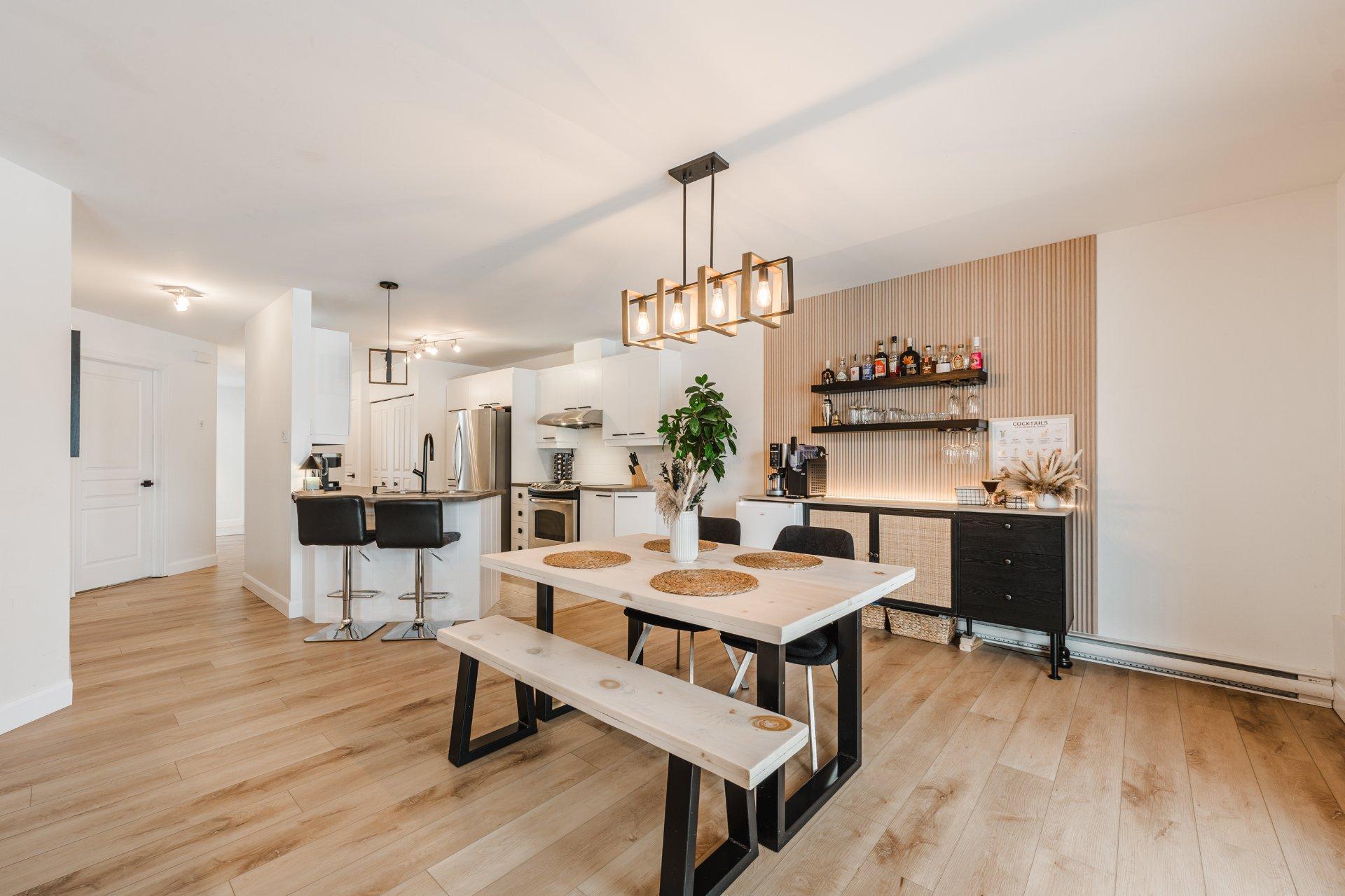 









116


Rue Rémi-Dansereau

,
Beloeil,




QC
J3G0C7

