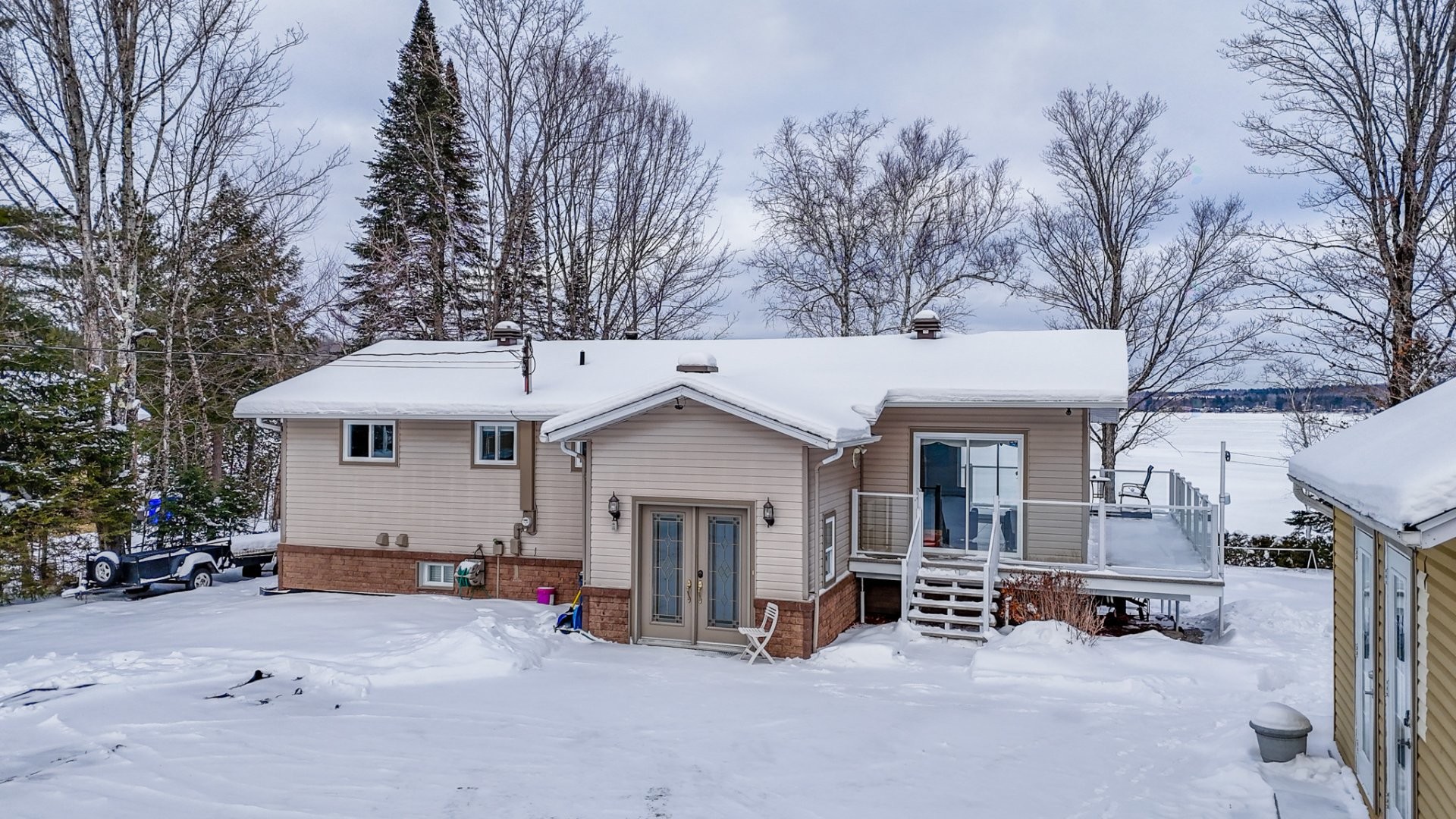 









30


Ch. du Domaine-du-Soleil-Levant

,
Stanstead - Canton,




QC
J1X0M9

