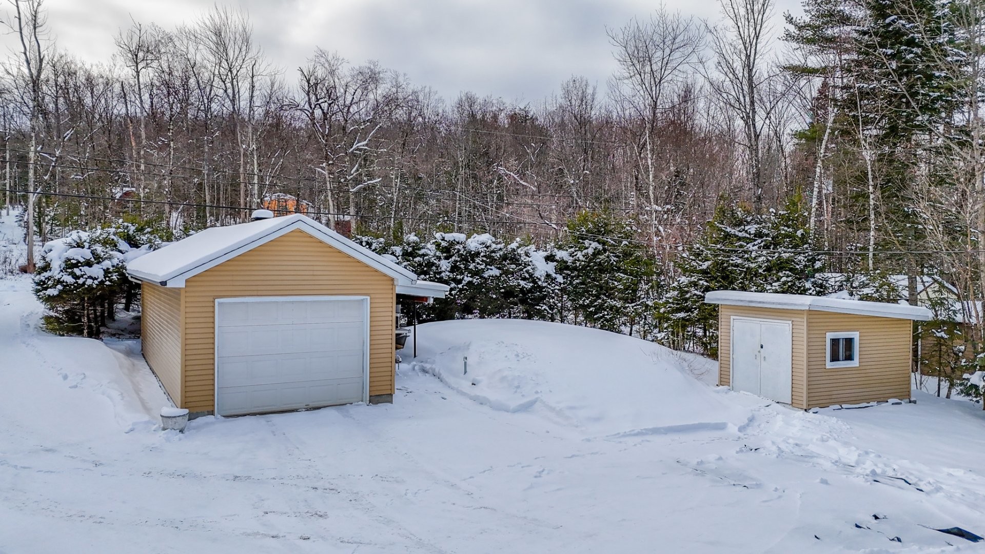 









30


Ch. du Domaine-du-Soleil-Levant

,
Stanstead - Canton,




QC
J1X0M9

