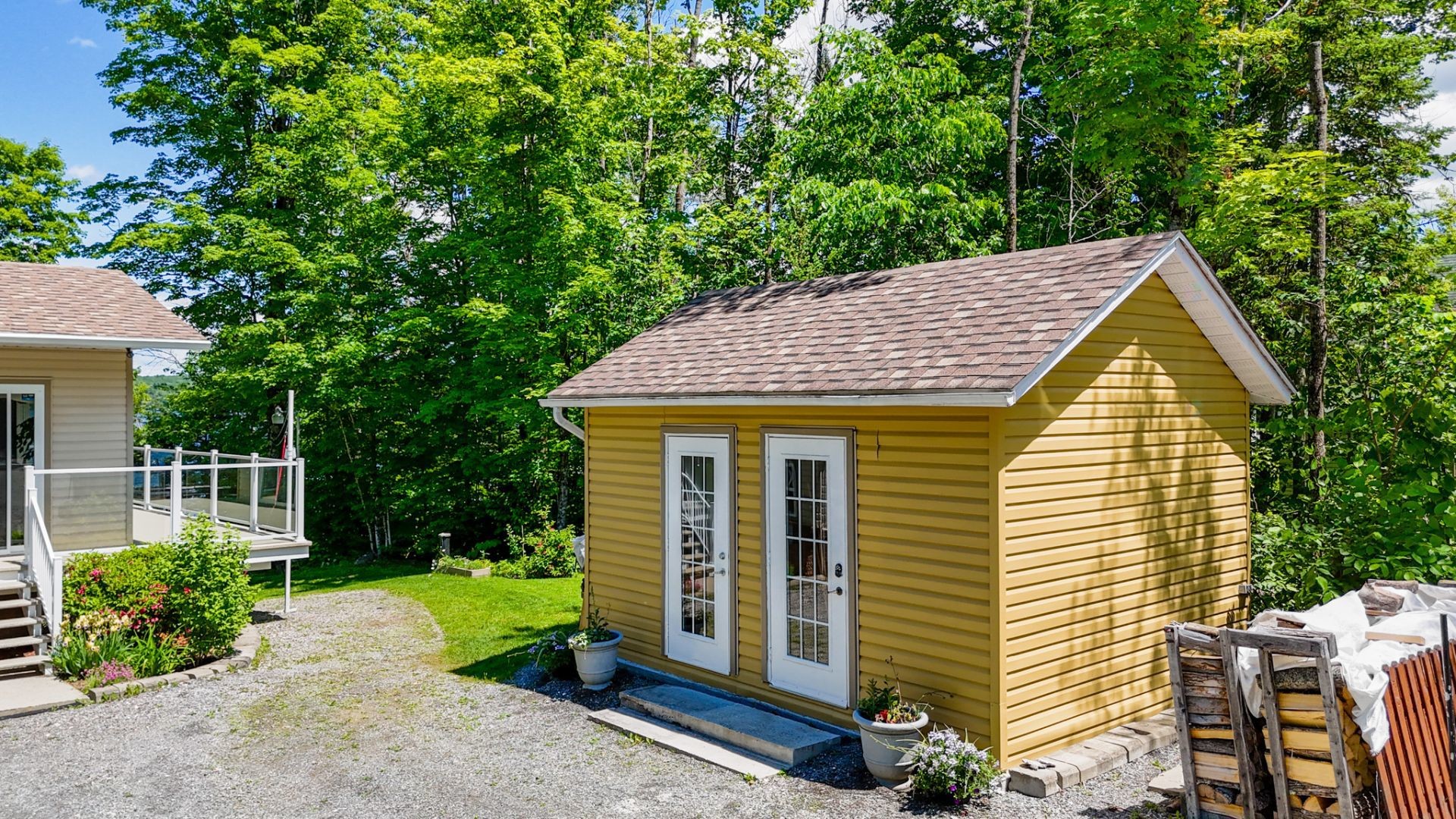 









30


Ch. du Domaine-du-Soleil-Levant

,
Stanstead - Canton,




QC
J1X0M9

