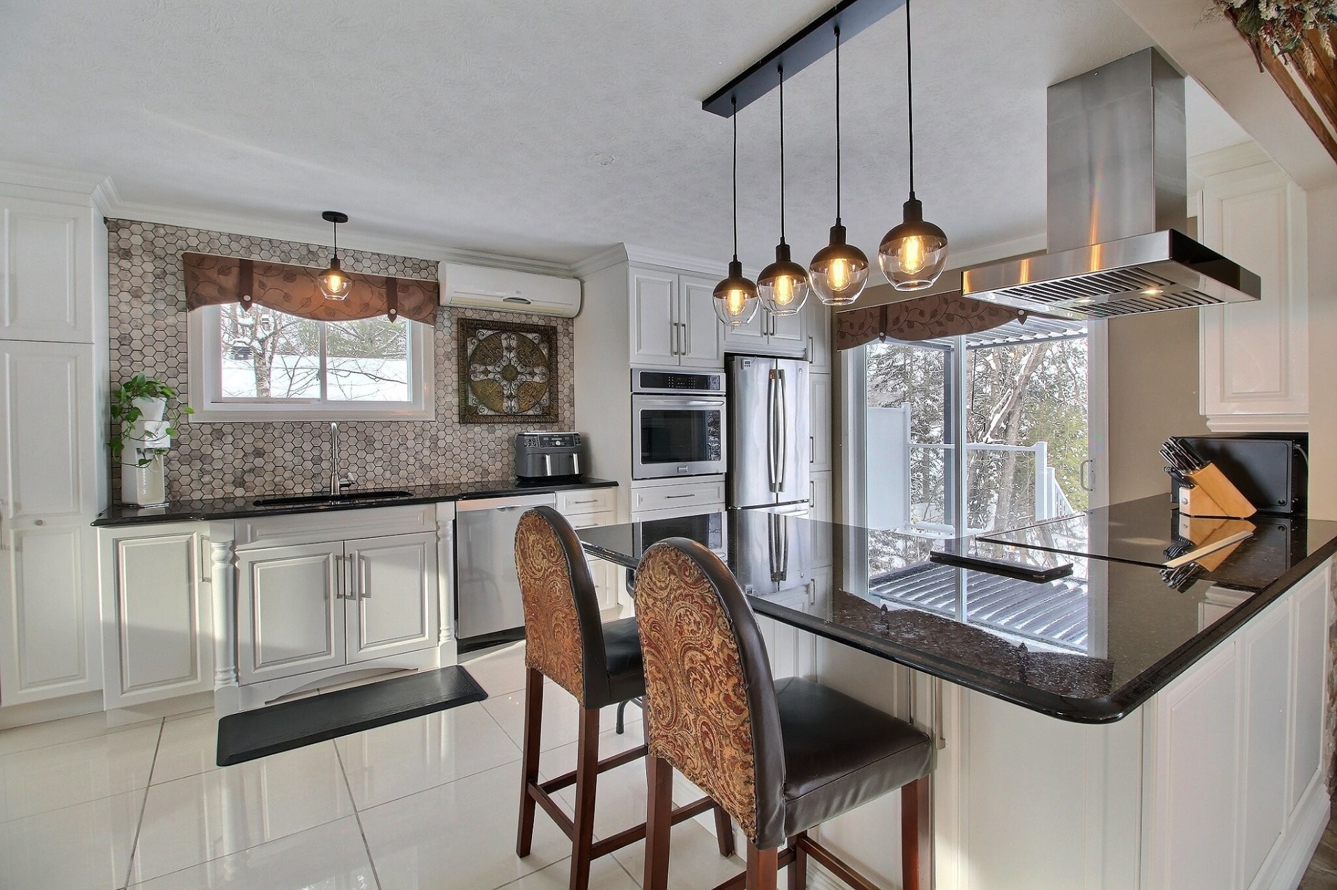 









30


Ch. du Domaine-du-Soleil-Levant

,
Stanstead - Canton,




QC
J1X0M9

