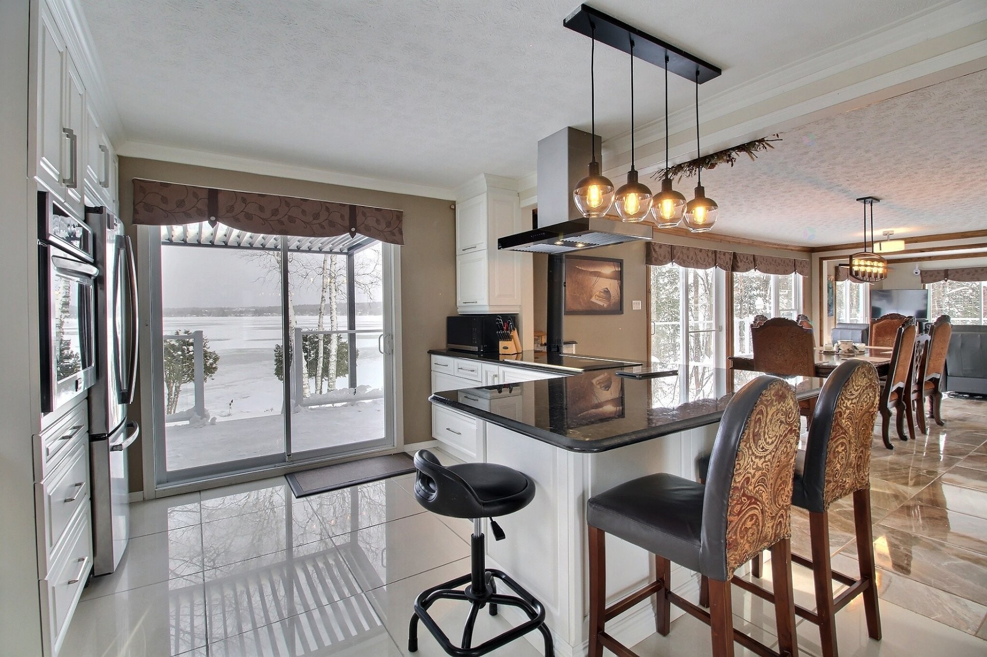 









30


Ch. du Domaine-du-Soleil-Levant

,
Stanstead - Canton,




QC
J1X0M9

