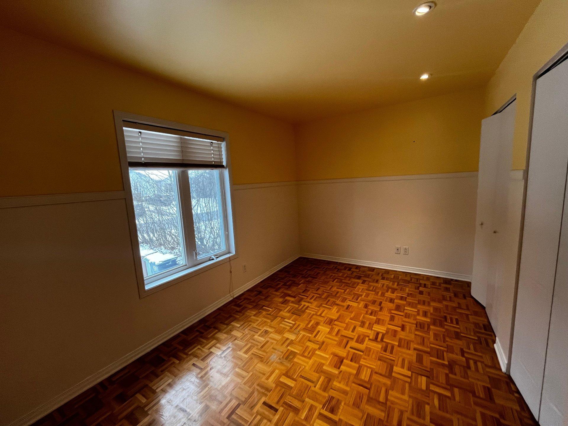 









2658


Av. de la Renaissance

,
Boisbriand,




QC
J7H1T9

