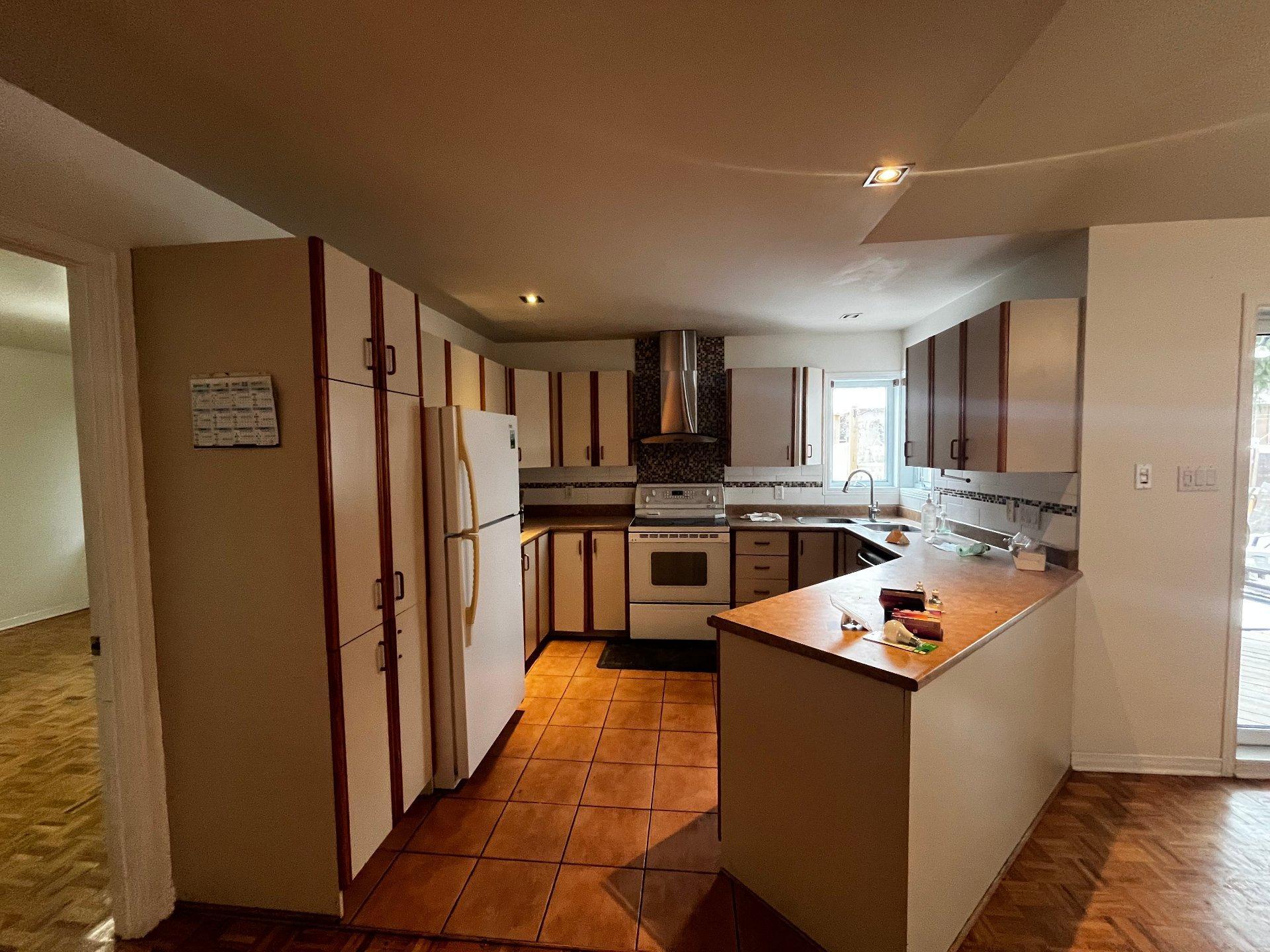 









2658


Av. de la Renaissance

,
Boisbriand,




QC
J7H1T9

