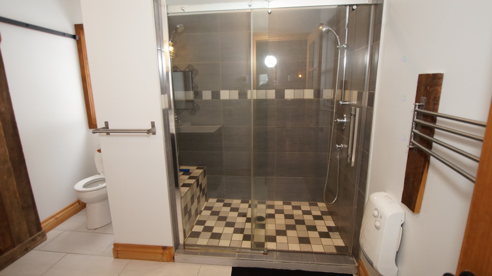 









305


Rue Laforest

,
Saint-Alphonse-Rodriguez,




QC
J0K1W0

