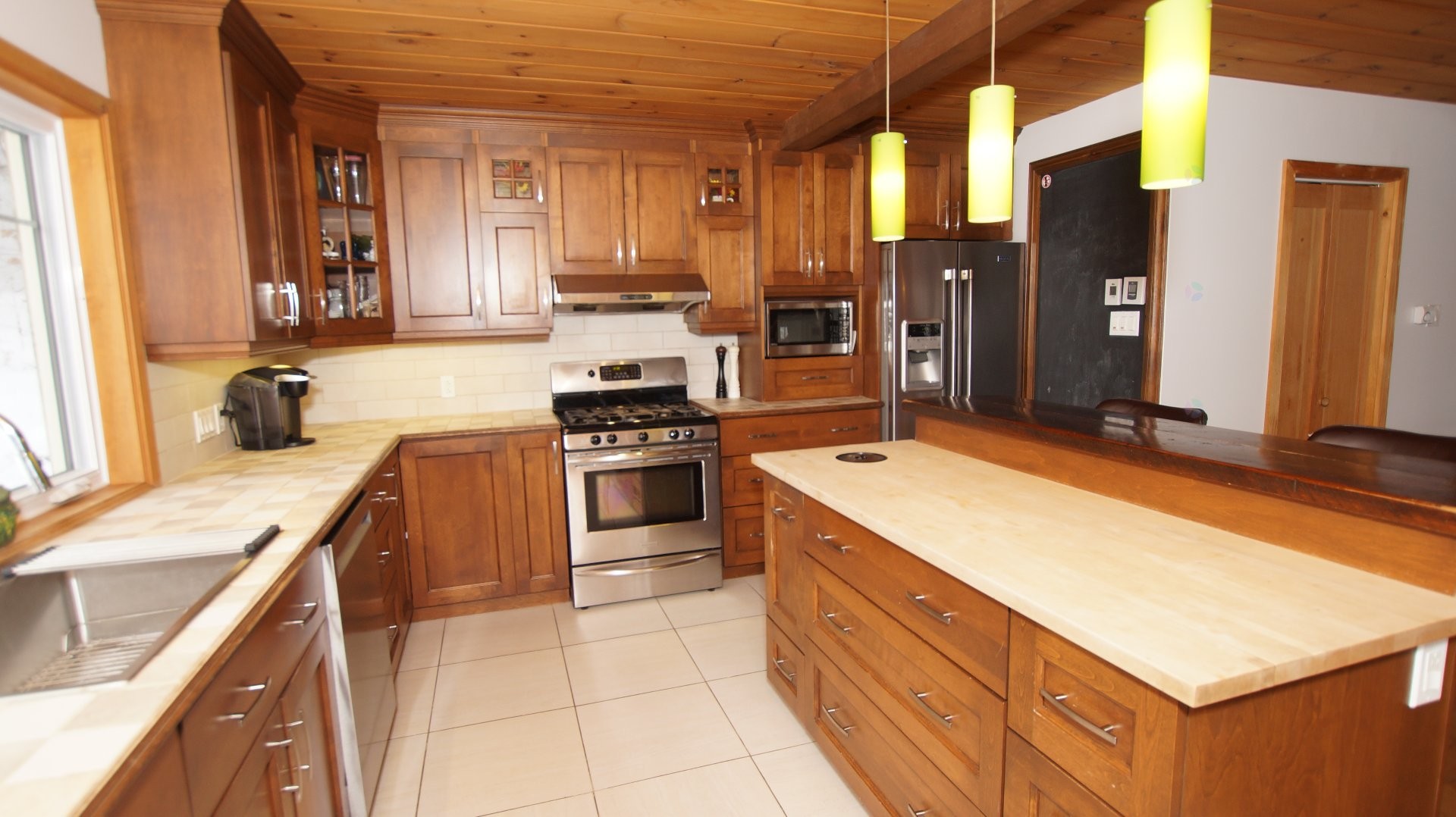 









305


Rue Laforest

,
Saint-Alphonse-Rodriguez,




QC
J0K1W0

