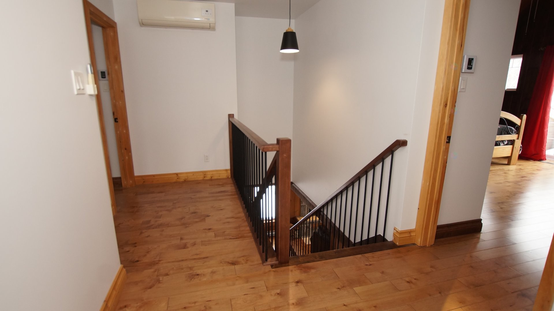 









305


Rue Laforest

,
Saint-Alphonse-Rodriguez,




QC
J0K1W0

