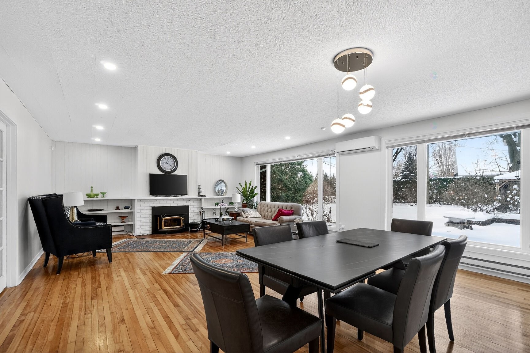 









14


Rue Sunny Acres

,
Baie-d'Urfé,




QC
H9X3B6

