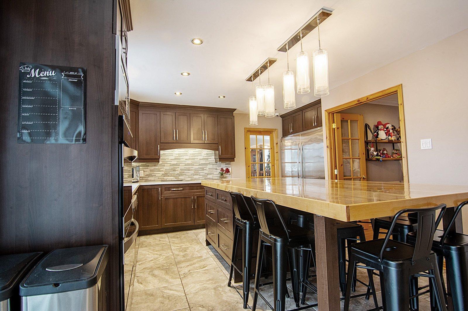 









165


Rue des Érables

,
Carignan,




QC
J3L1B1

