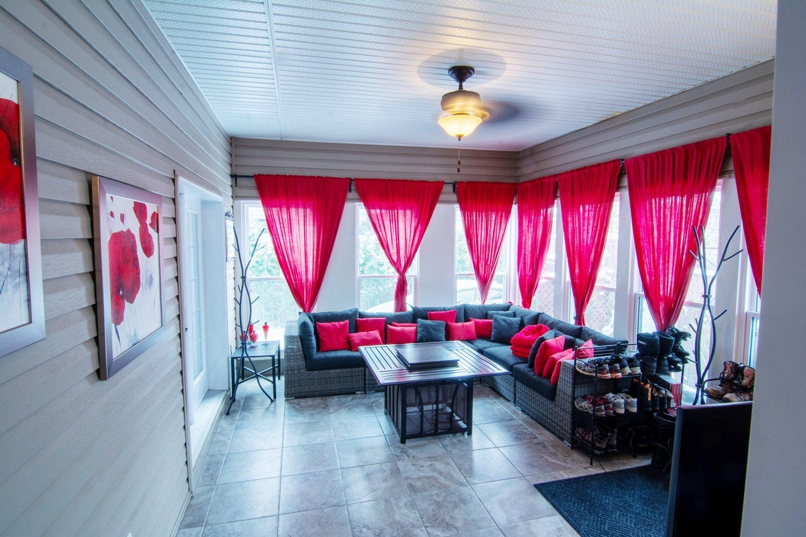 









165


Rue des Érables

,
Carignan,




QC
J3L1B1

