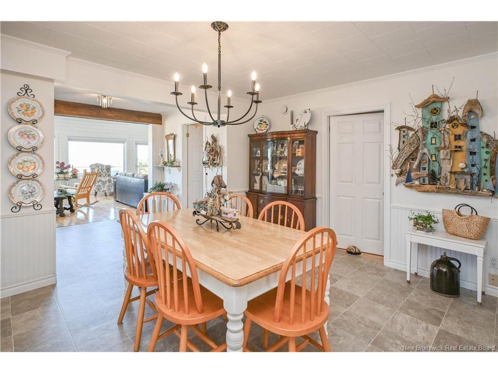 









245


Saint-Pierre E

BLVD,
Caraquet,




NB
E1W 1B1

