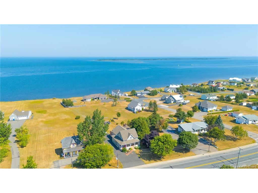 









245


Saint-Pierre E

BLVD,
Caraquet,




NB
E1W 1B1

