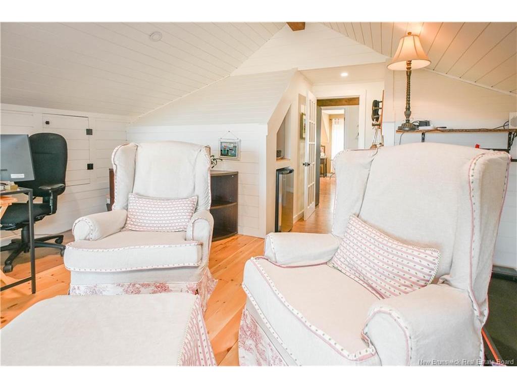 









245


Saint-Pierre E

BLVD,
Caraquet,




NB
E1W 1B1

