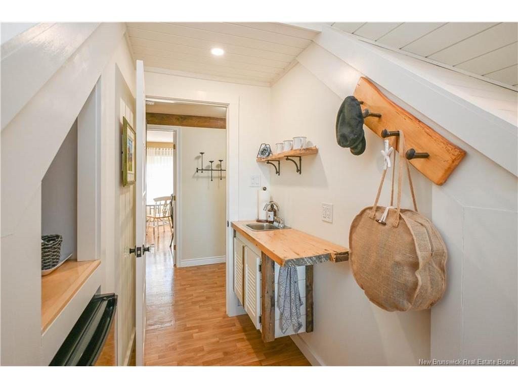 









245


Saint-Pierre E

BLVD,
Caraquet,




NB
E1W 1B1

