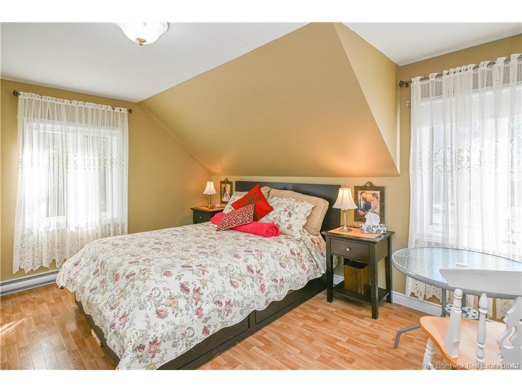 









245


Saint-Pierre E

BLVD,
Caraquet,




NB
E1W 1B1

