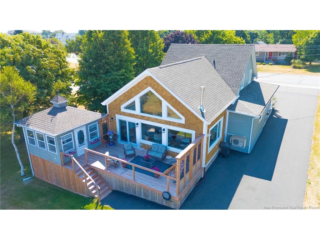 









245


Saint-Pierre E

BLVD,
Caraquet,




NB
E1W 1B1

