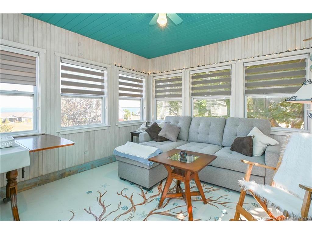 









245


Saint-Pierre E

BLVD,
Caraquet,




NB
E1W 1B1

