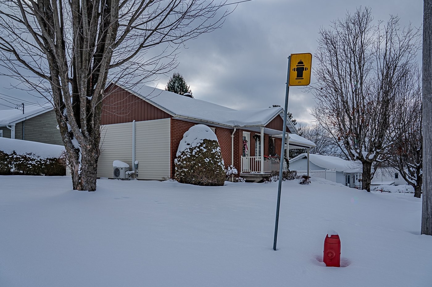









124


Rue Poitras

,
Val-des-Sources,




QC
J1T3Z2

