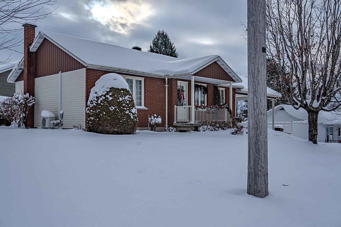 









124


Rue Poitras

,
Val-des-Sources,




QC
J1T3Z2

