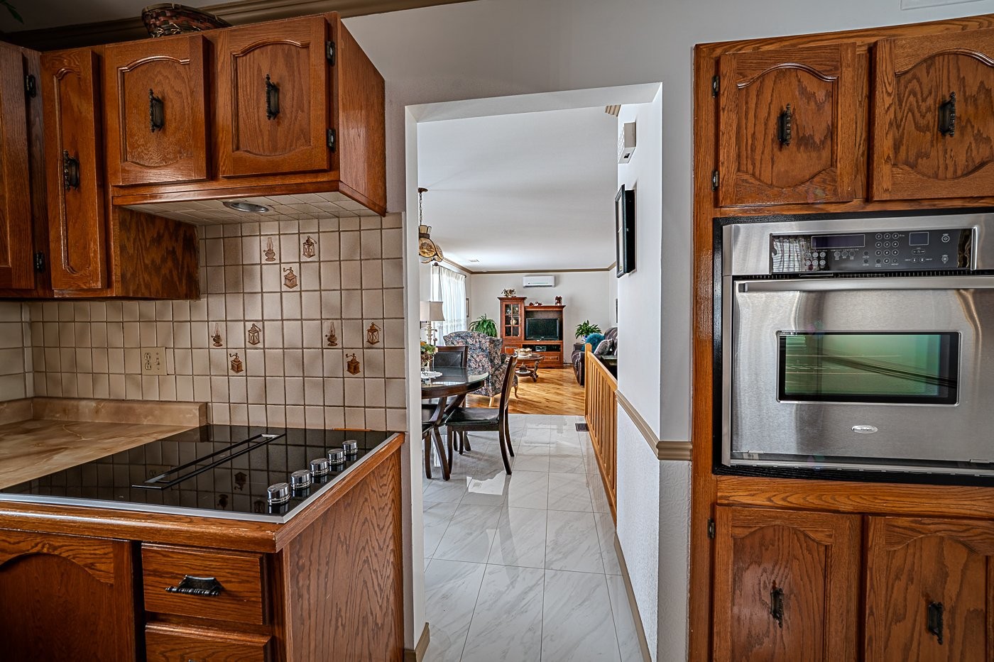 









124


Rue Poitras

,
Val-des-Sources,




QC
J1T3Z2

