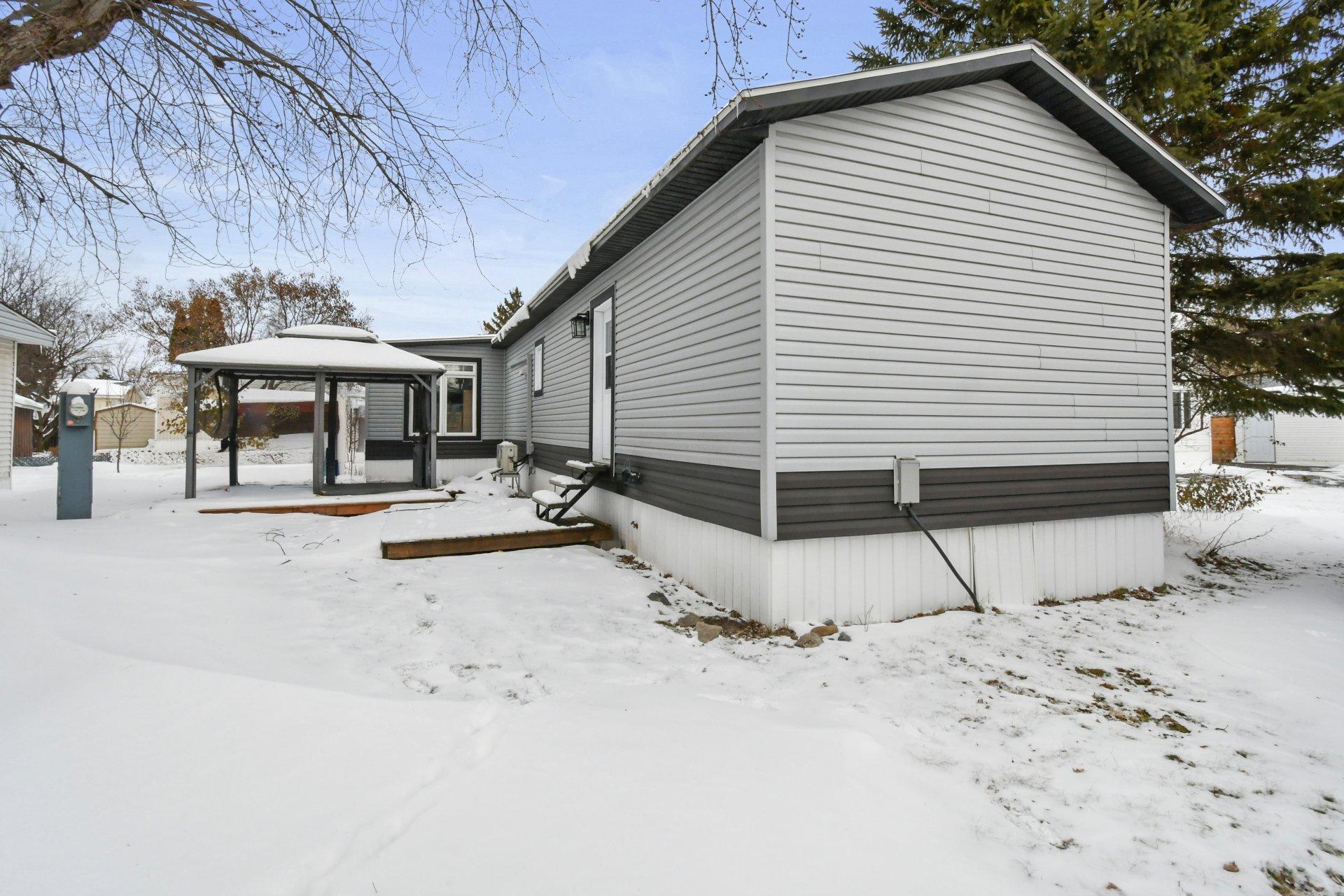 









4


5e Avenue S.

,
Saint-Mathieu,




QC
J0L2H0

