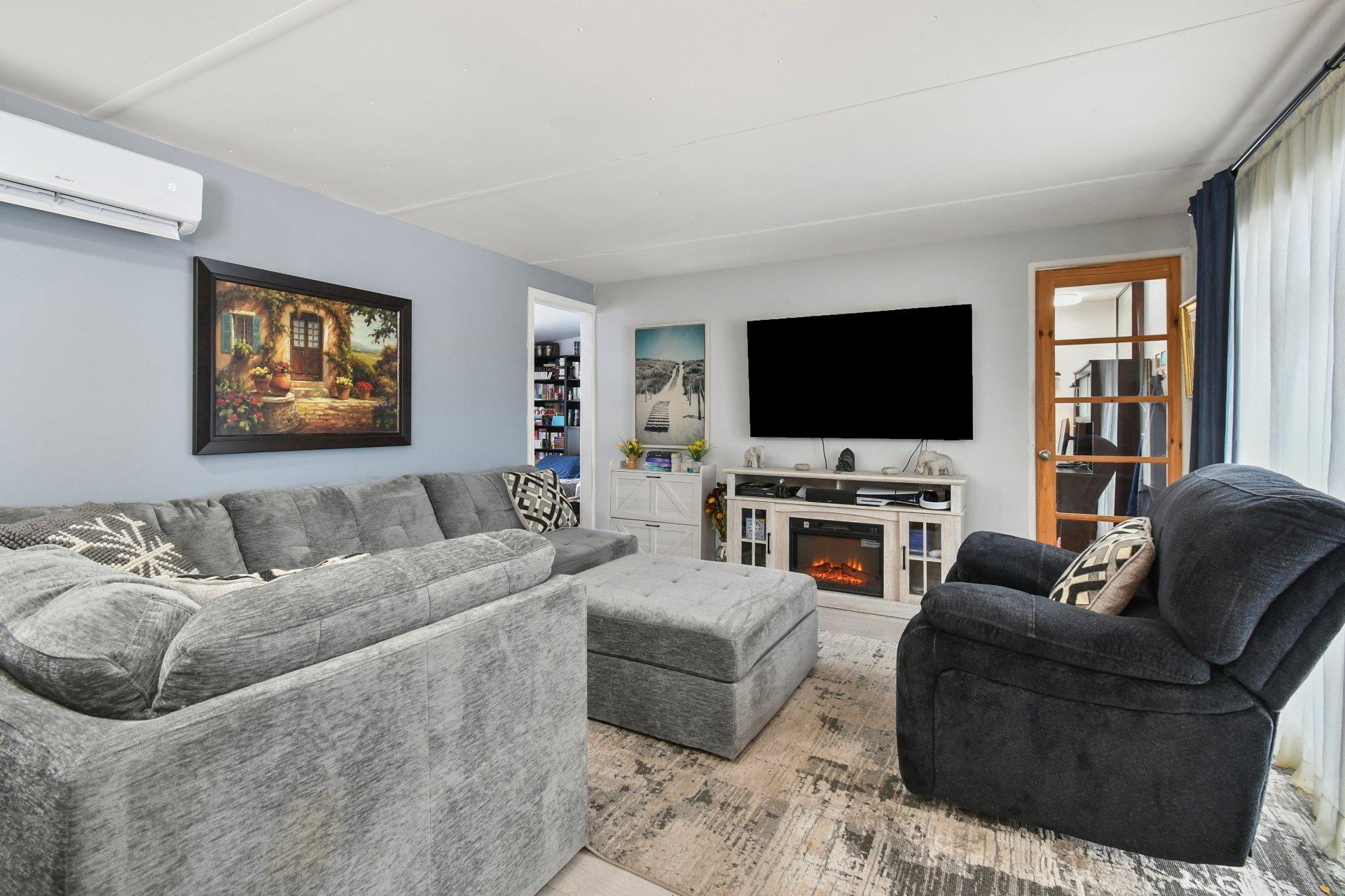 









4


5e Avenue S.

,
Saint-Mathieu,




QC
J0L2H0

