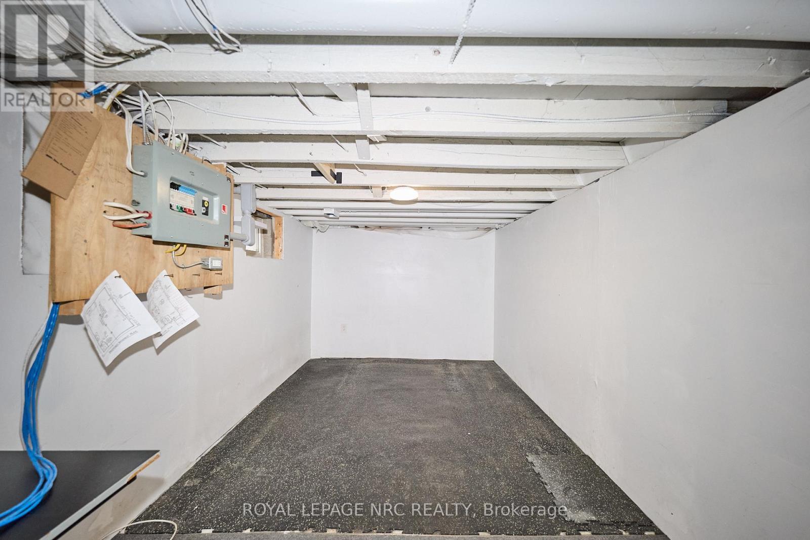 












29 TRAPNELL STREET

,
St. Catharines (E. Chester),




Ontario
L2R1B1

