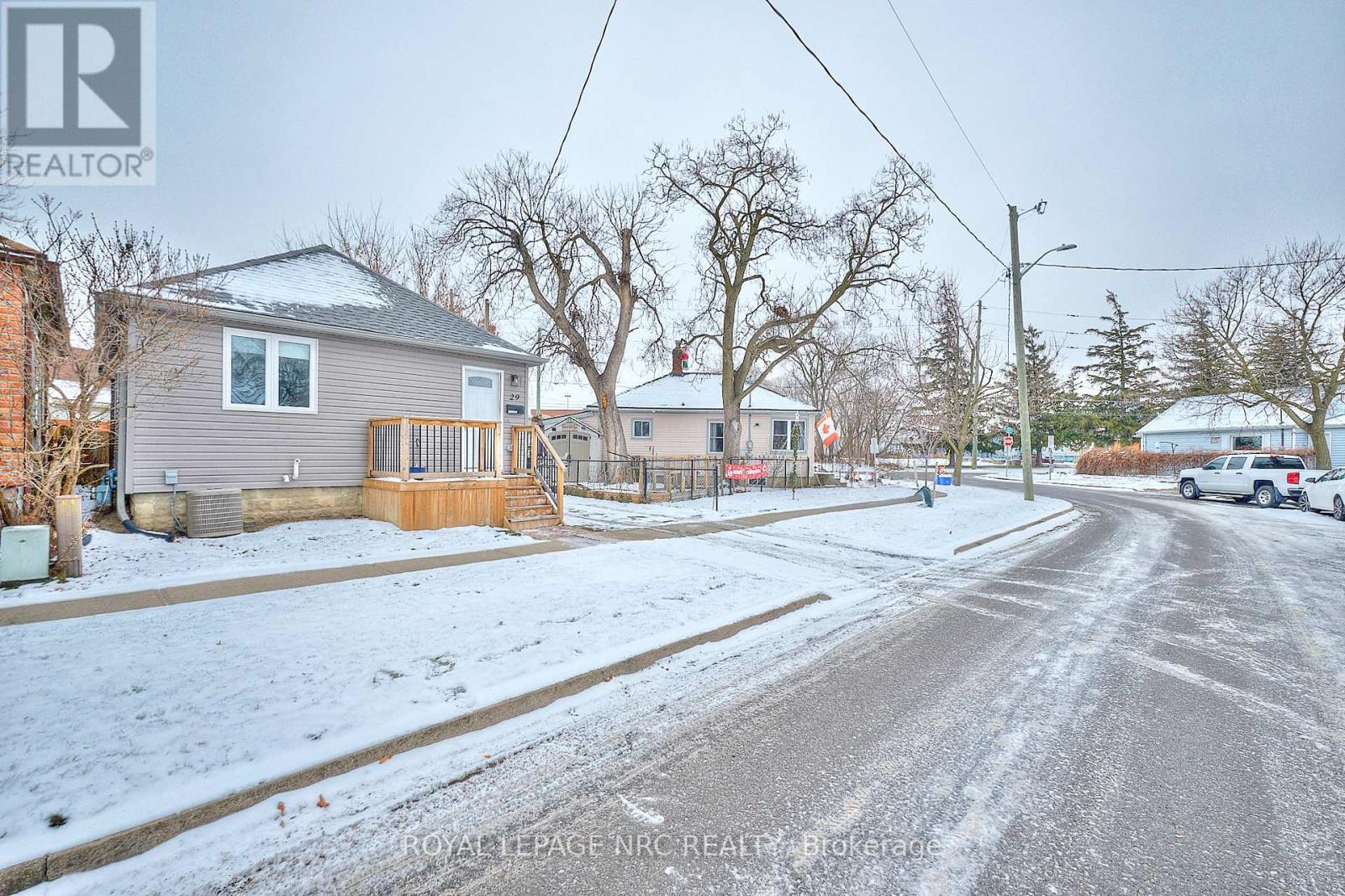 












29 TRAPNELL STREET

,
St. Catharines (E. Chester),




Ontario
L2R1B1

