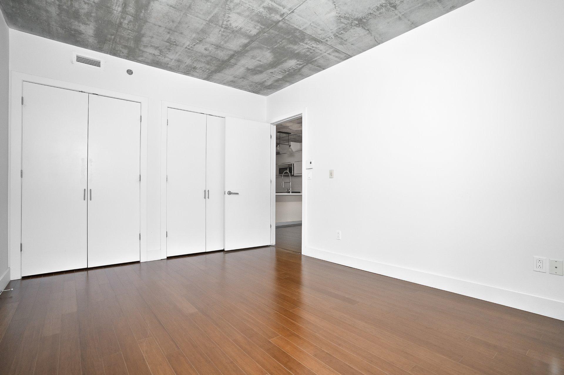 









1199


Rue Bishop

, 806,
Montréal (Ville-Marie),




QC
H3G2E3

