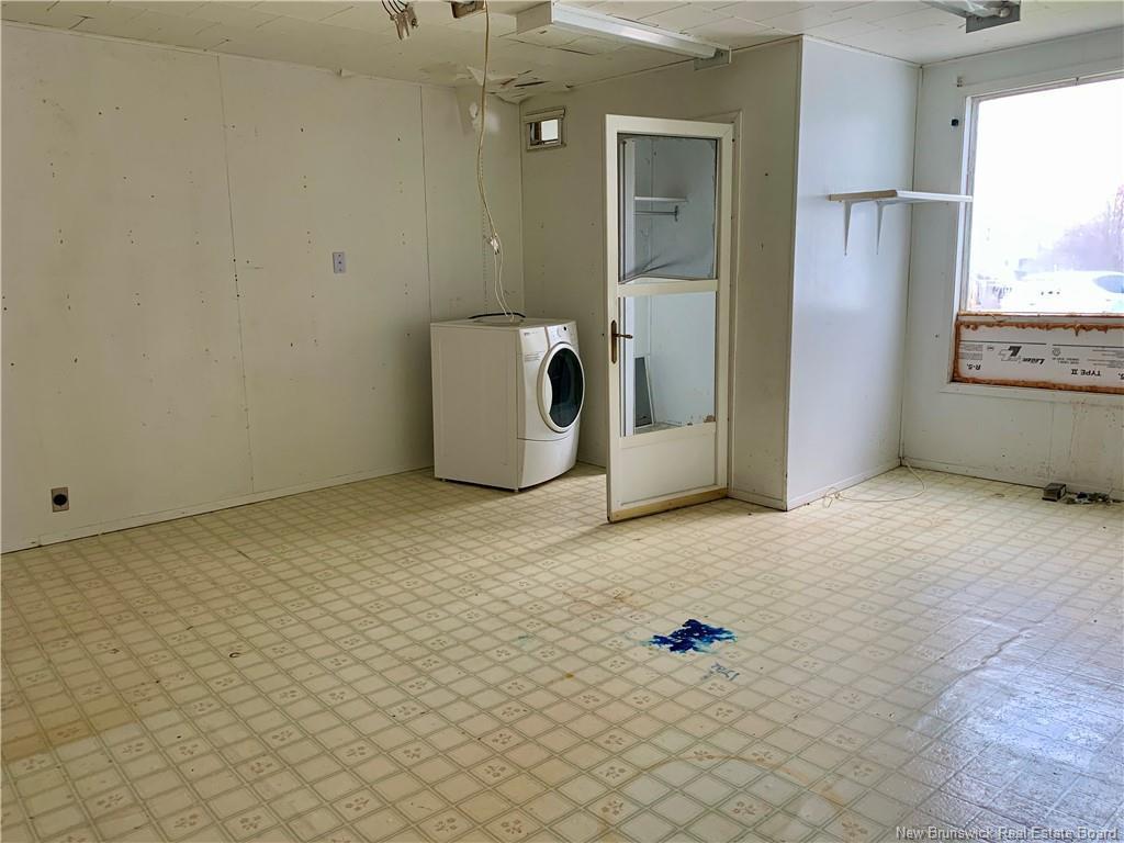 









3787


Main

,
Belledune,




NB
E8G 2K2

